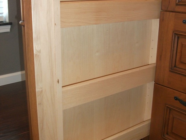 AD Cabinetry -  Kitchen - Pull Out Storage Cabinets