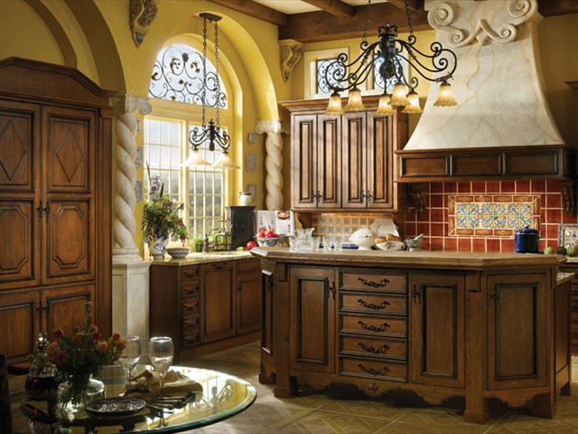 old-continent-kitchen